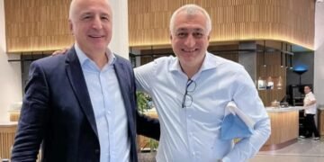 მიხეილ ყაველაშვილმა მამუკა ხაზარაძე და ბადრი ჯაფარიძე შეიწყალა