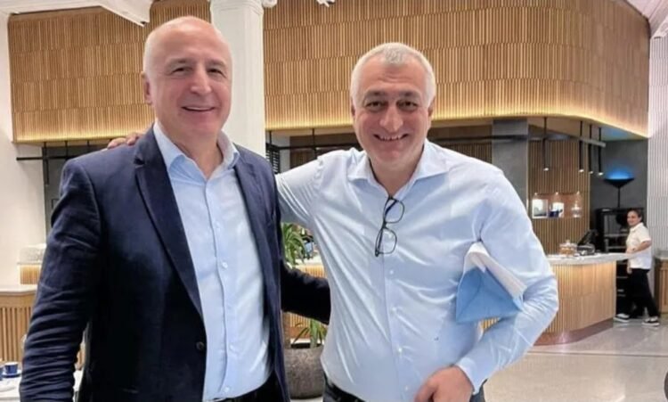 მიხეილ ყაველაშვილმა მამუკა ხაზარაძე და ბადრი ჯაფარიძე შეიწყალა