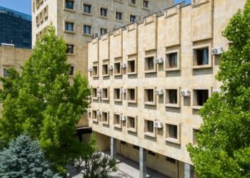 ლევან ხაბეიშვილი პოლიციის თანამშრომლებს ჰპირდებოდა ქრთამს – ასევე, 2025 წლის ივნისიდან, მოქალაქეებს მოუწოდებდა სახელმწიფო ხელისუფლების დამხობისკენ – პროკურატურა