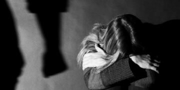 უვადოდ თავისუფლების აღკვეთა მიუსაჯეს კაცს, რომელიც 14 წლის წინ შვილს აუპატიურებდა – საფარი