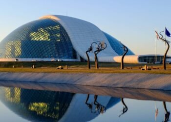 ქუთაისში, პარლამენტის ყოფილ შენობაში „საქპატენტის“ სასწავლო ცენტრი განთავსდება