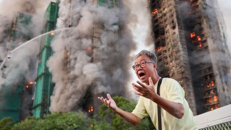 ჰონგ-კონგში საცხოვრებელ კორპუსებში გაჩენილი ხანძრის შედეგად დაღუპულთა რიცხვი 13-მდე გაიზარდა