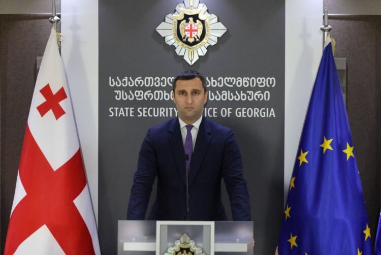 მასშტაბური ანტიკორუფციული ღონისძიების შედეგად 21 ადამიანი დააკავეს