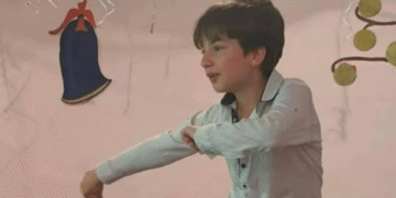 „სიტყვები უძლურია იმ ტკივილის გადმოსაცემად…“ – ამბროლაურში ბიჭს გლოვობენ