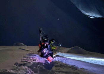 ხადას ხეობაში ტურისტი ზვავმა ჩაიტანა