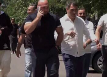 იუმორისტ ონისე ოქრიაშვილის მიმართ ჩადენილი ძალადობის ფაქტზე ბრალდებულს 5000 ლარიანი გირაო შეეფარდა